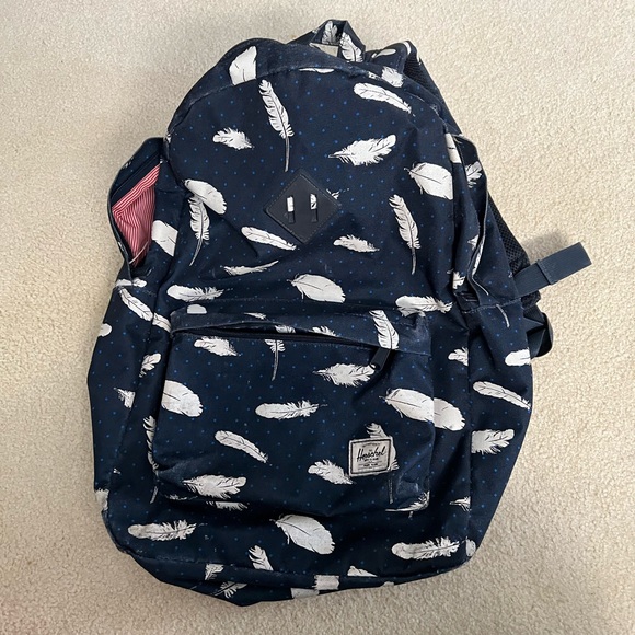 Hershel Backpack - Picture 1 of 2